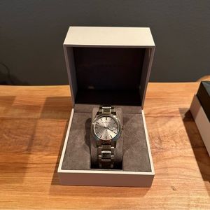 Burberry Womens Watch Gold BU9033